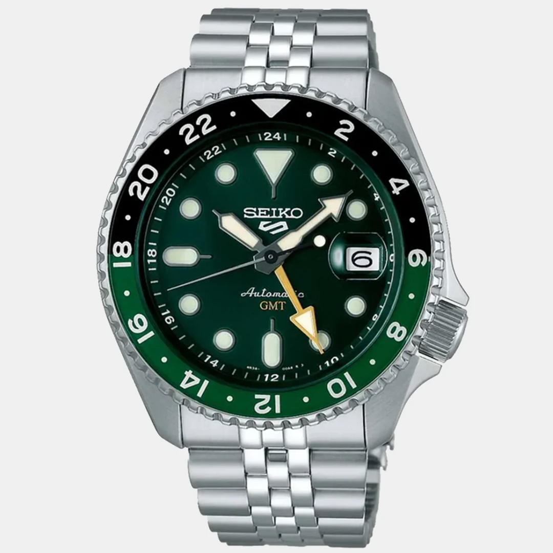 SEIKO 5 SPORTS SKX SPORTS STYLE GMT AUTOMATIC WATCH – 42.5MM GREEN DIAL BI-COLOUR GREEN BEZEL JUBILEE BRACELET