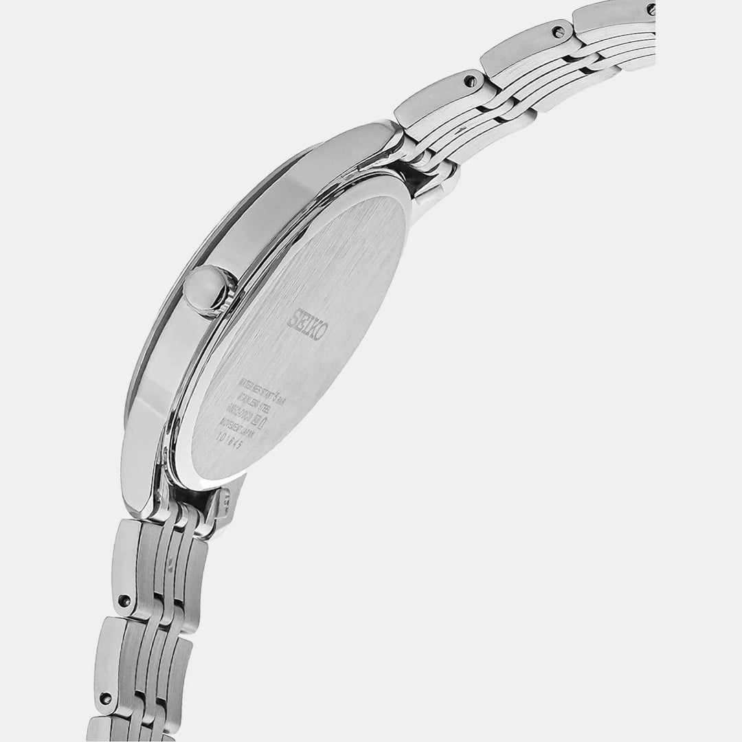 SEIKO CONCEPTUAL QUARTZ WATCH – 40MM BLUE SUNRAY DIAL DATE STEEL BRACELET