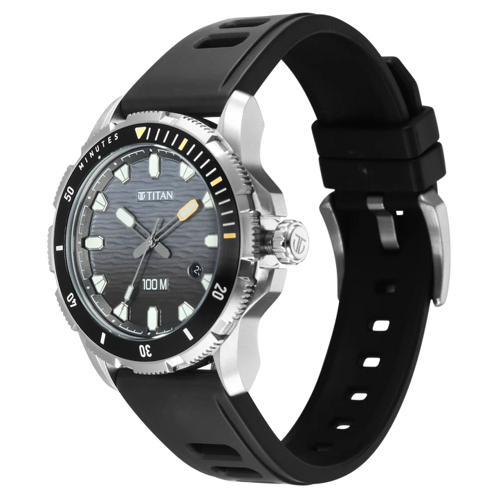 Titan Zero Hour Diver 100m 41mm Black Dial Rotating Bezel Black Rubber Strap Men&