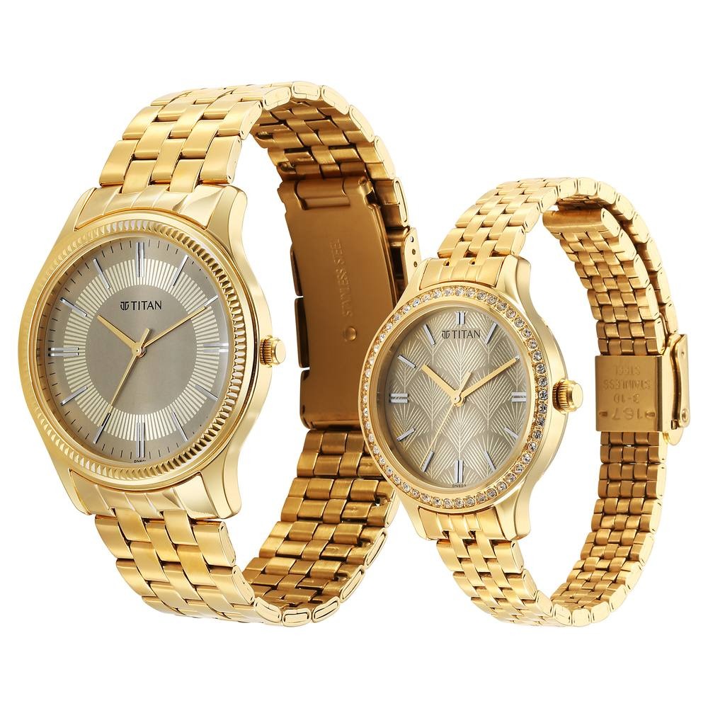 Titan Karishma Bandhan Couple Gift Set Champagne Dial Gold Stainless Steel Bracelet 18242712YM01